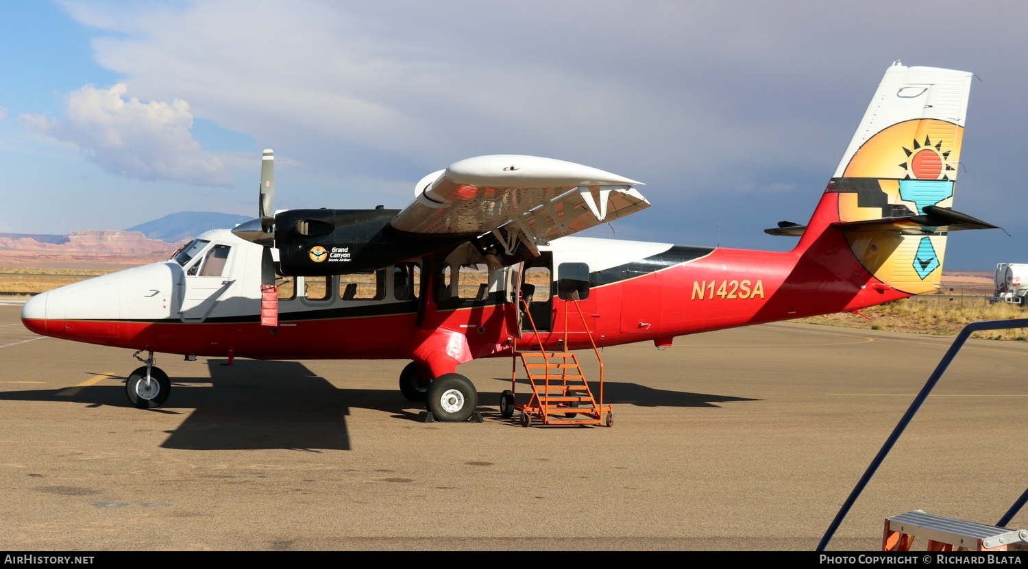 Aircraft Photo of N142SA | De Havilland Canada DHC-6-300 VistaLiner | Grand Canyon Scenic Airlines | AirHistory.net #743218