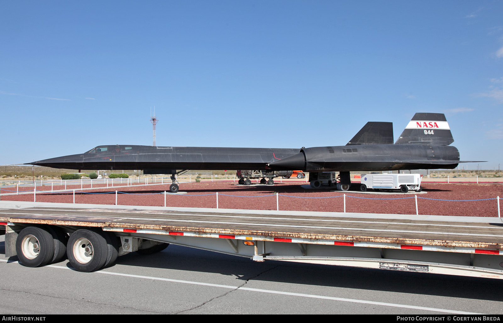 Aircraft Photo of 61-7980 / 844 | Lockheed SR-71A Blackbird | NASA - National Aeronautics and Space Administration | AirHistory.net #743250