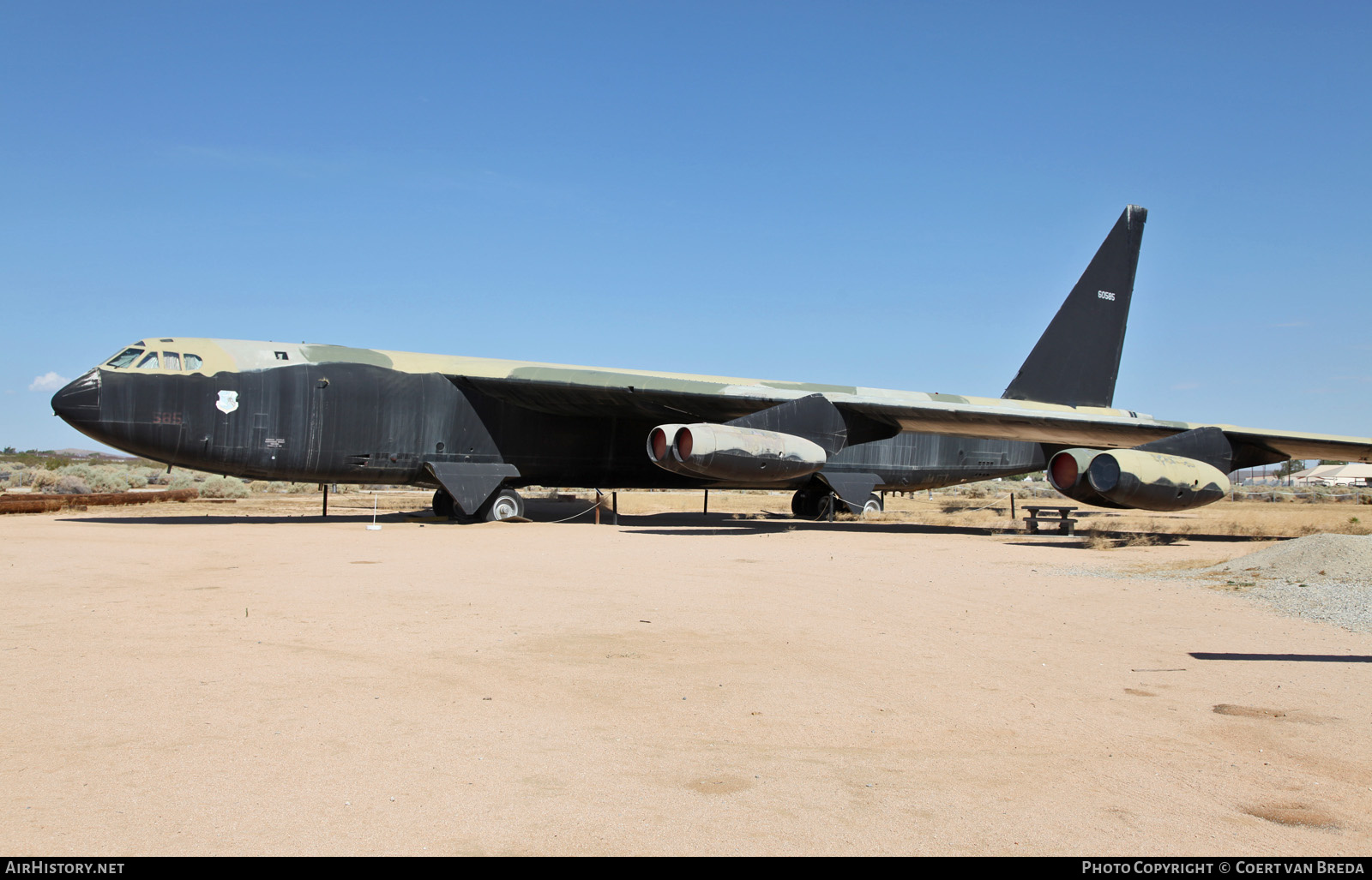 Aircraft Photo of 56-585 | Boeing B-52D Stratofortress | USA - Air Force | AirHistory.net #743275