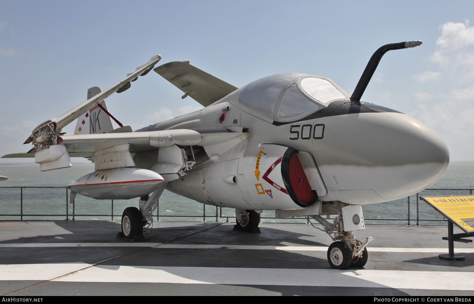 Aircraft Photo of 158532 | Grumman A-6E Intruder (G-128/A2F-1) | USA - Navy | AirHistory.net #743342