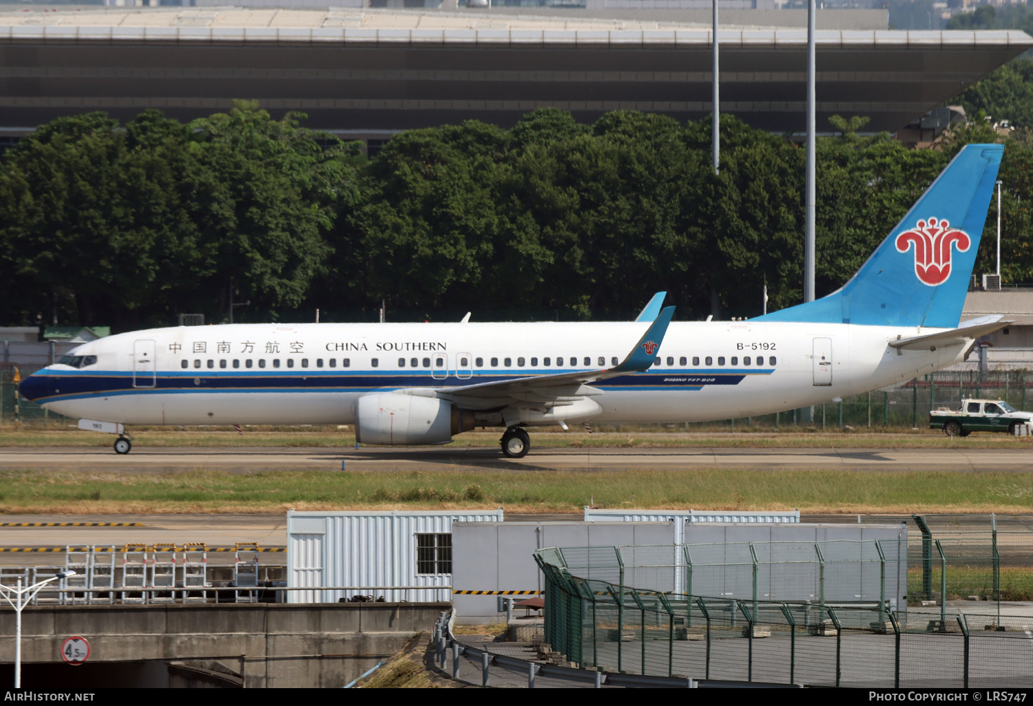 Aircraft Photo of B-5192 | Boeing 737-81B | China Southern Airlines | AirHistory.net #743390