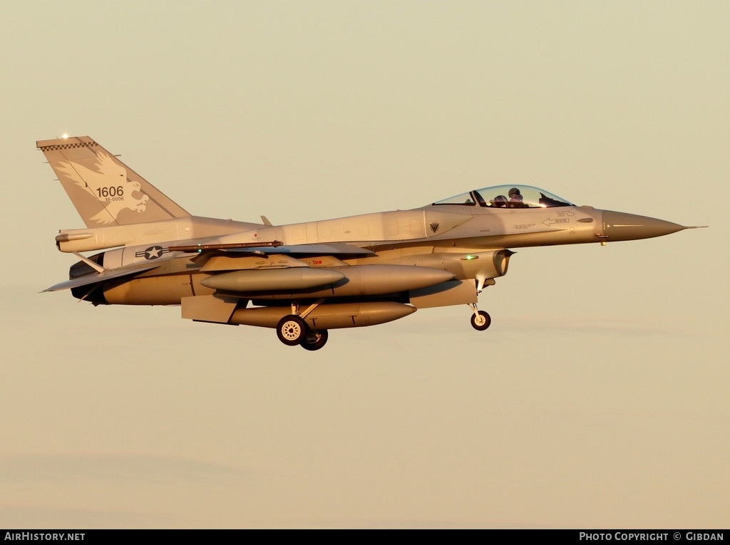 Aircraft Photo of 1606 | General Dynamics F-16C Fighting Falcon | Bahrain - Air Force | AirHistory.net #743401