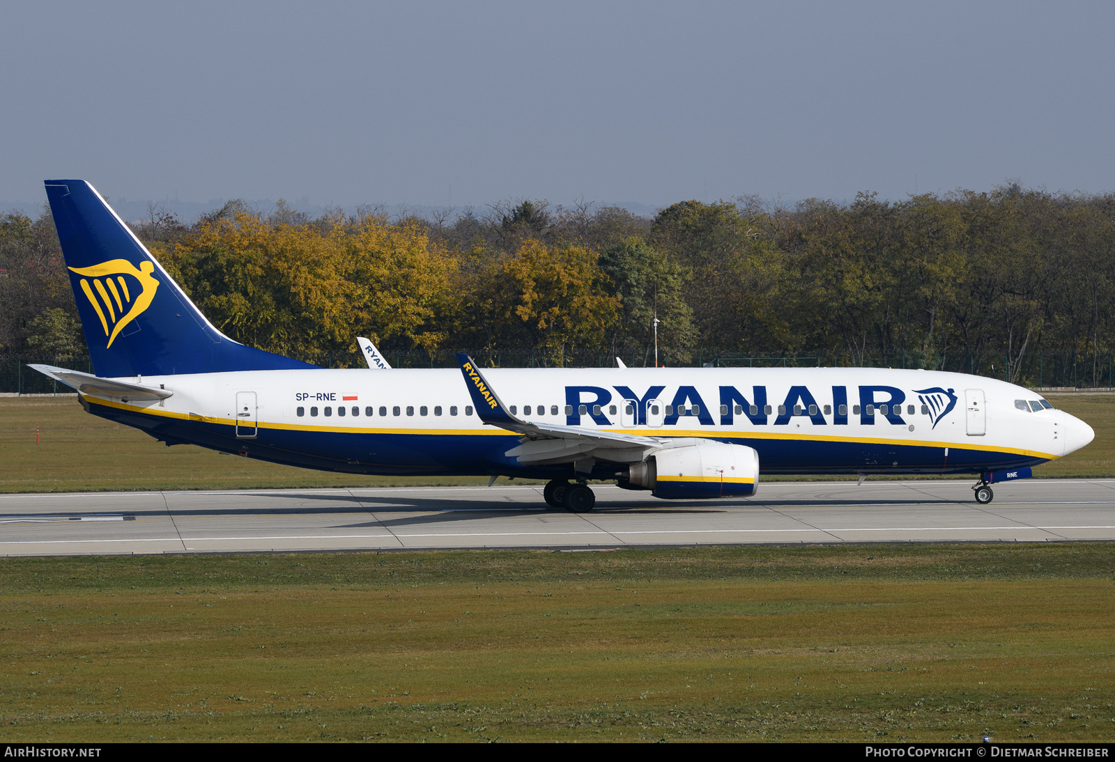 Aircraft Photo of SP-RNE | Boeing 737-8AS | Ryanair | AirHistory.net #743404
