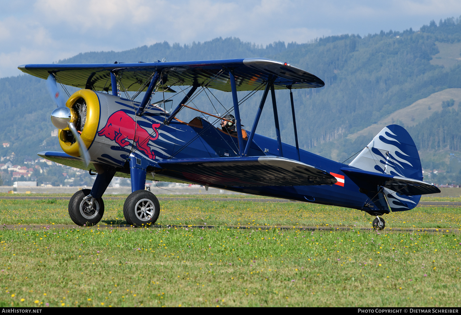 Aircraft Photo of OE-AMM | Boeing E75 Kaydet | Red Bull | AirHistory.net #743427