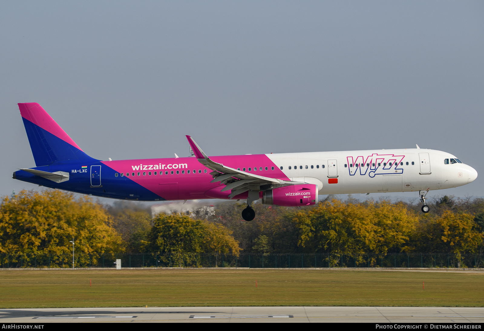 Aircraft Photo of HA-LXC | Airbus A321-231 | Wizz Air | AirHistory.net #743502