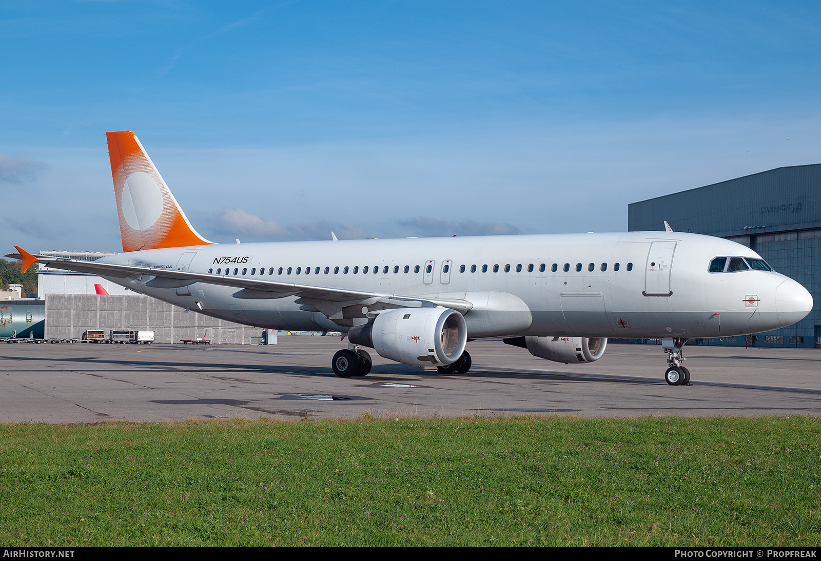 Aircraft Photo of N754US | Airbus A320-211 | Freebird Airlines | AirHistory.net #743588