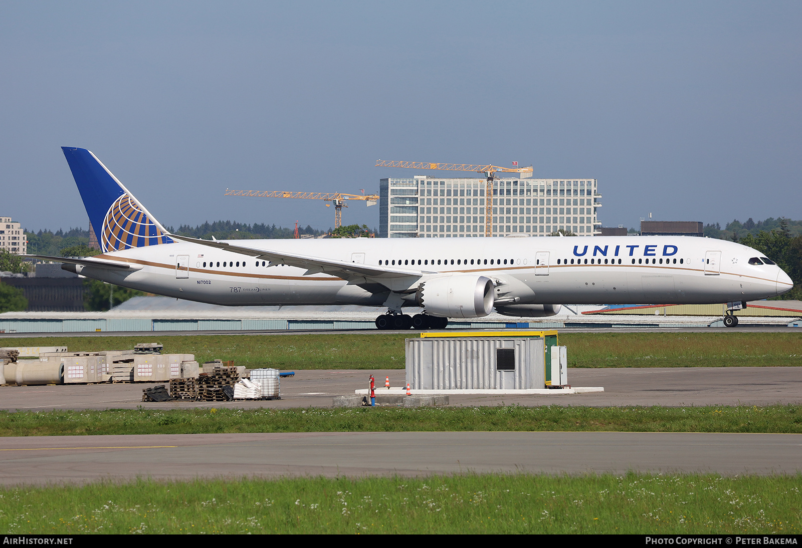 Aircraft Photo of N17002 | Boeing 787-10 Dreamliner | United Airlines | AirHistory.net #743601