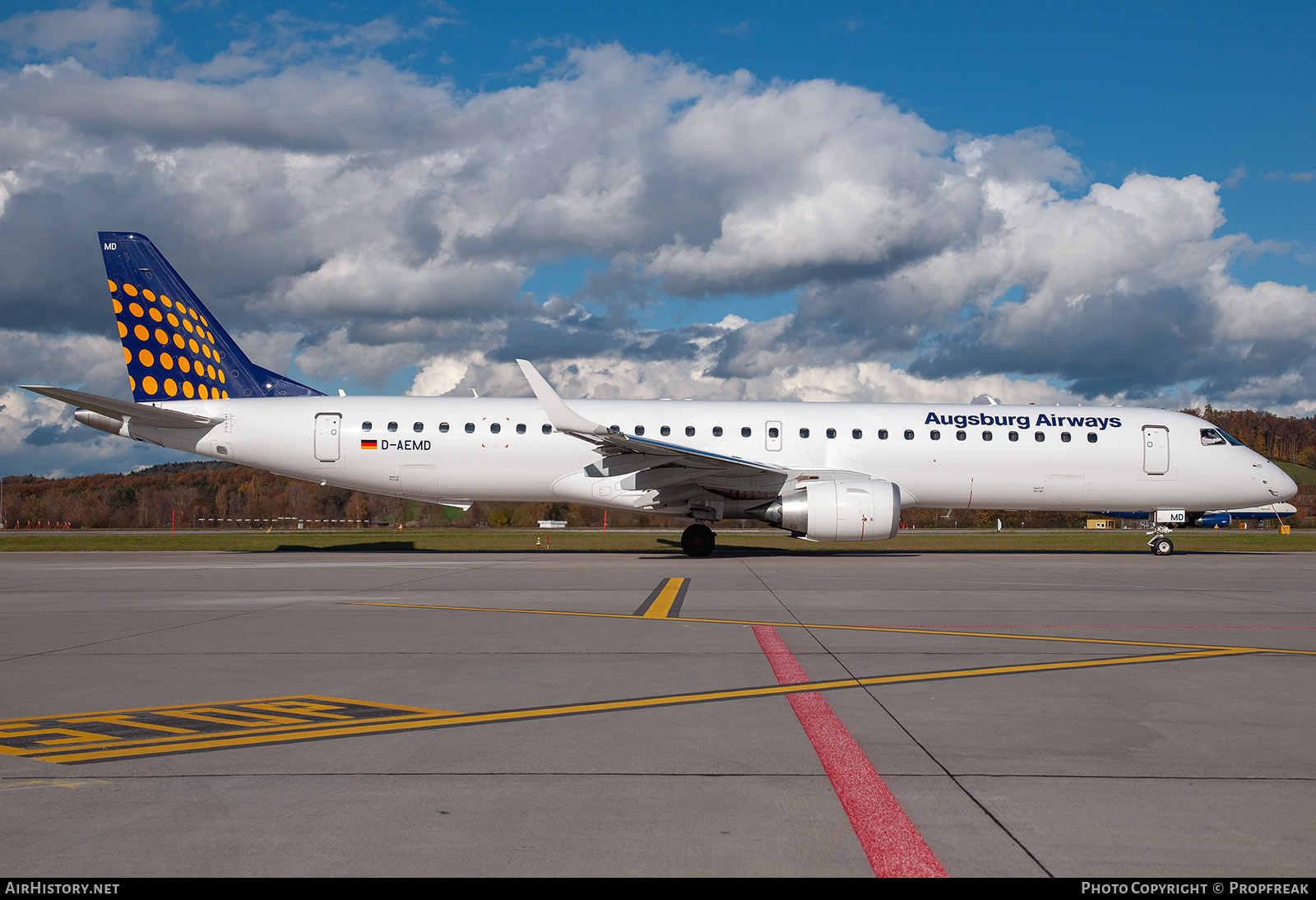 Aircraft Photo of D-AEMD | Embraer 195LR (ERJ-190-200LR) | Augsburg Airways | AirHistory.net #743606