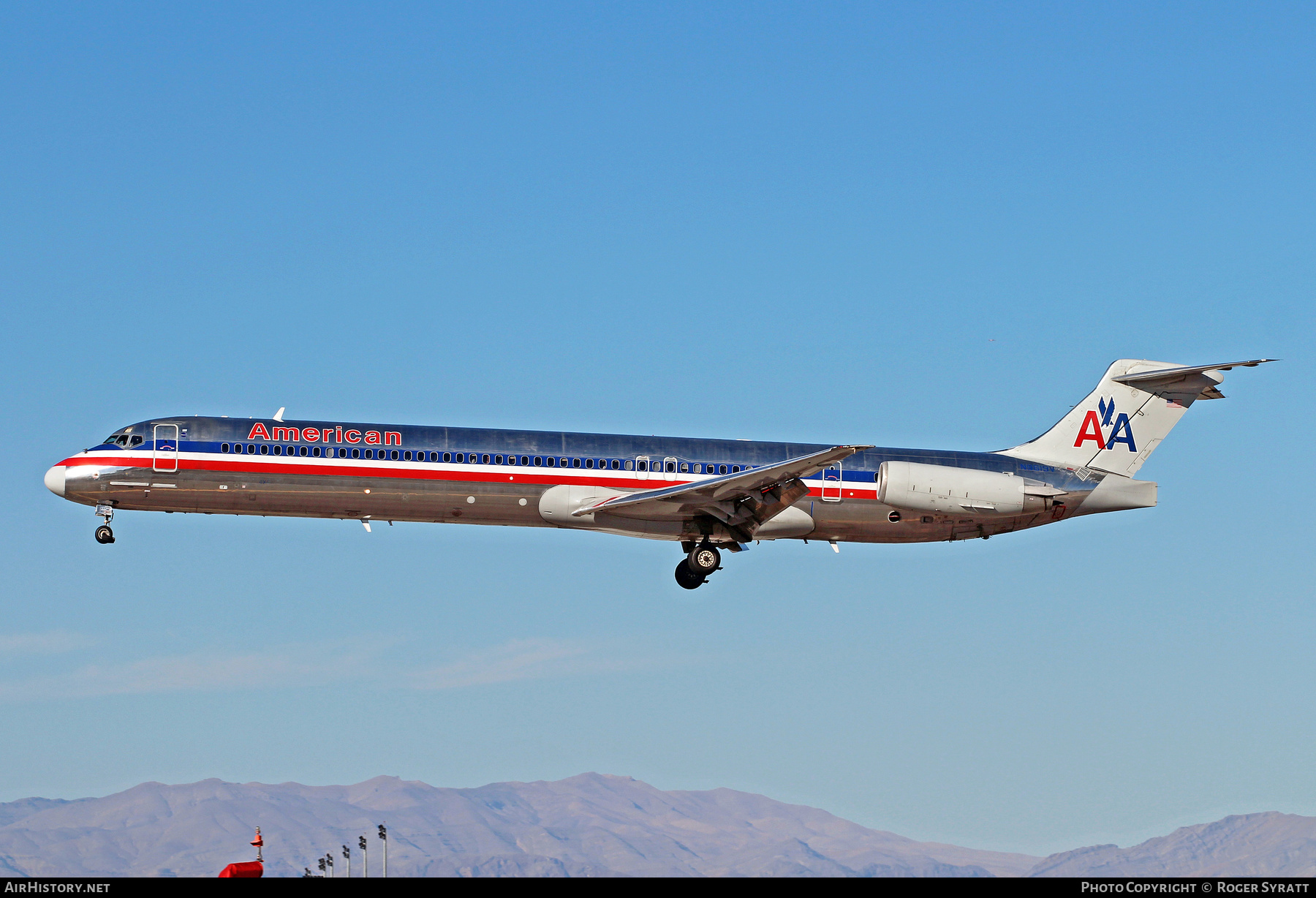 Aircraft Photo of N9619V | McDonnell Douglas MD-83 (DC-9-83) | American Airlines | AirHistory.net #743629