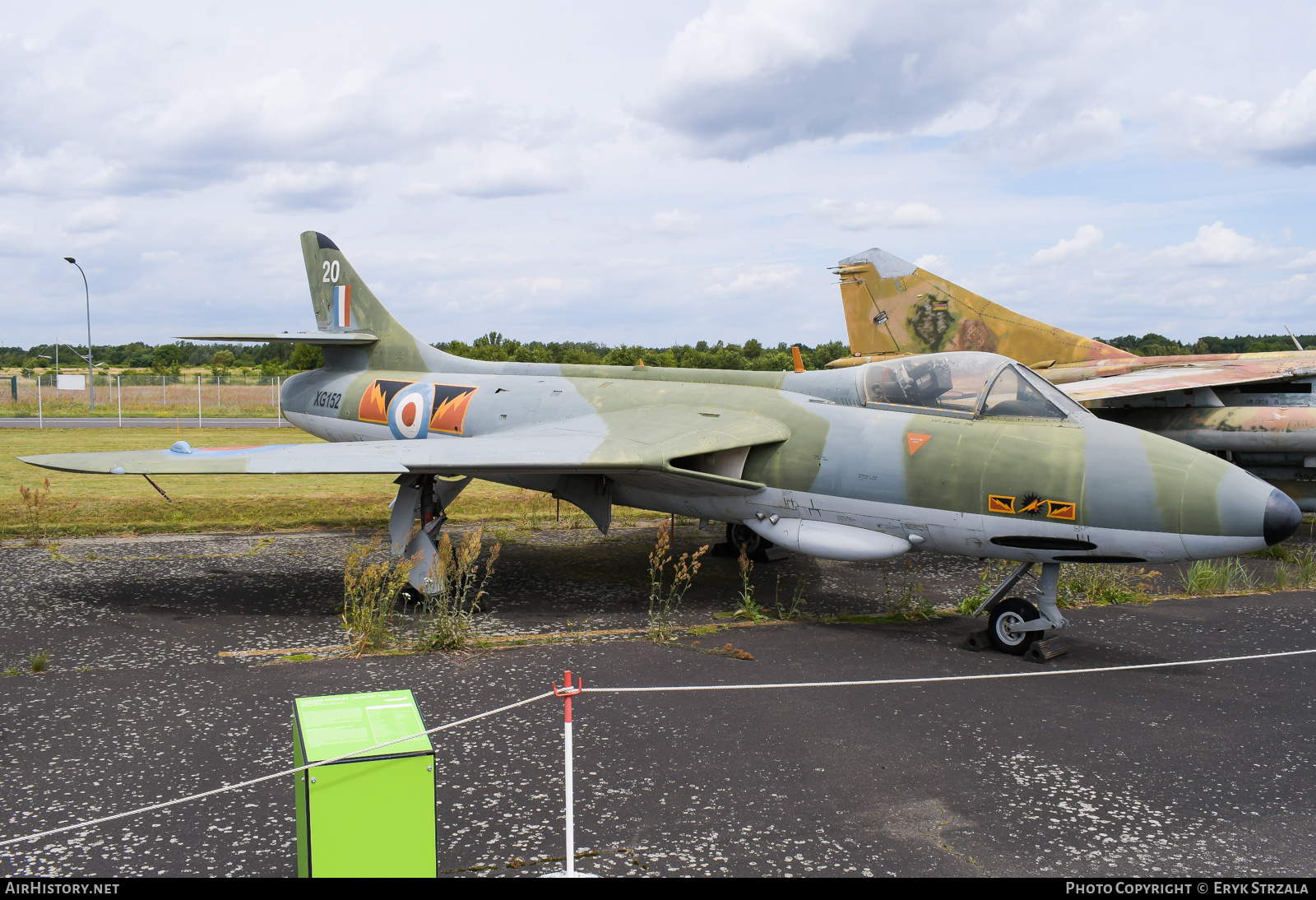 Aircraft Photo of XG152 | Hawker Hunter F6A | UK - Air Force | AirHistory.net #743666