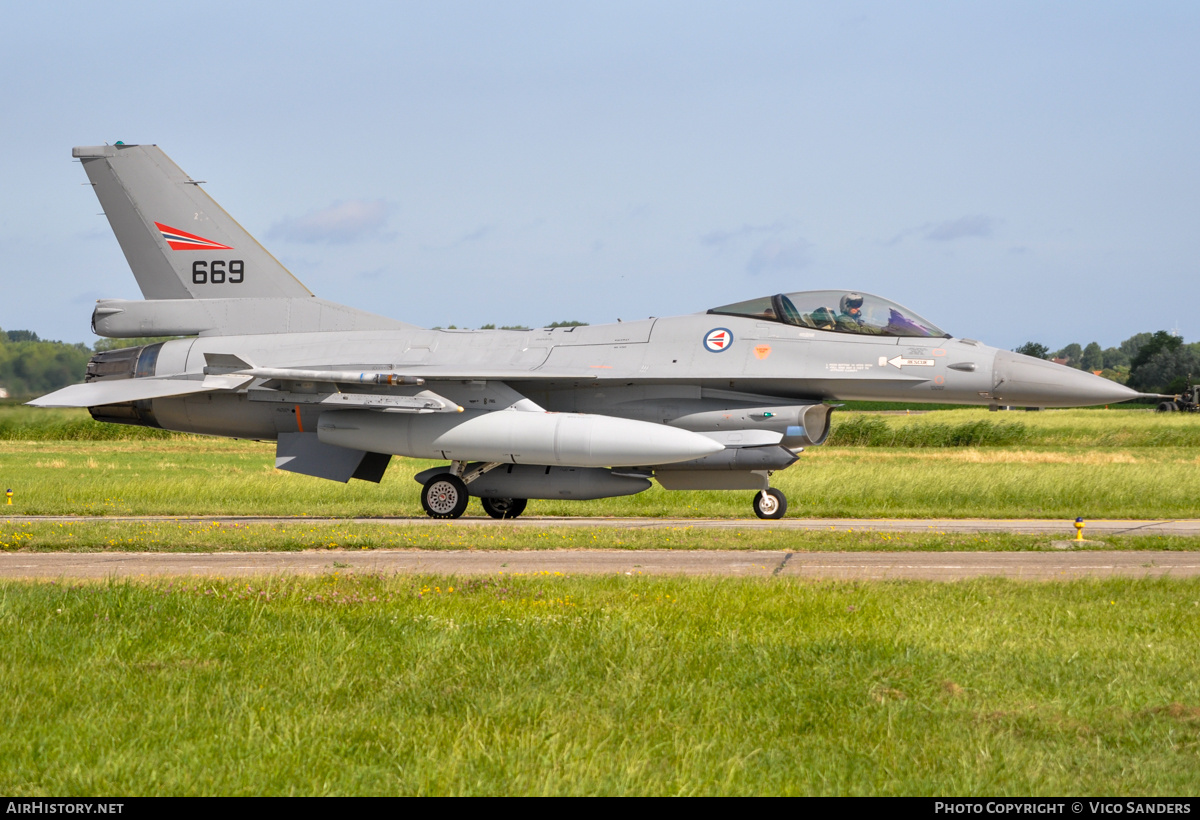 Aircraft Photo of 669 | General Dynamics F-16AM Fighting Falcon | Norway - Air Force | AirHistory.net #743672