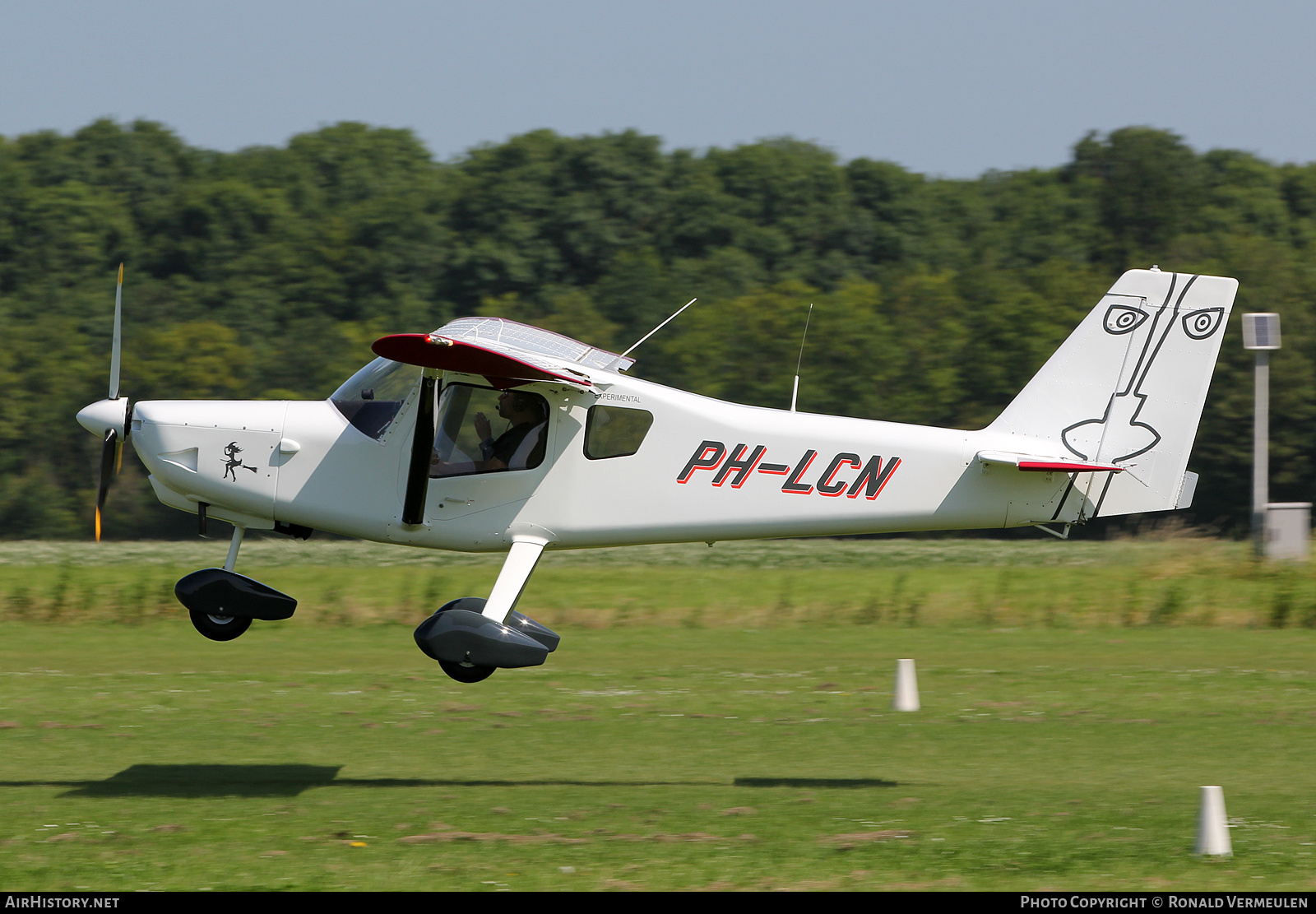 Aircraft Photo of PH-LCN | Ultravia Pelican PL | AirHistory.net #743700
