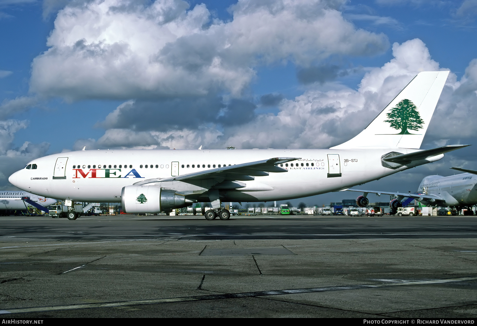 Aircraft Photo of 3B-STJ | Airbus A310-222 | MEA - Middle East Airlines | AirHistory.net #743753