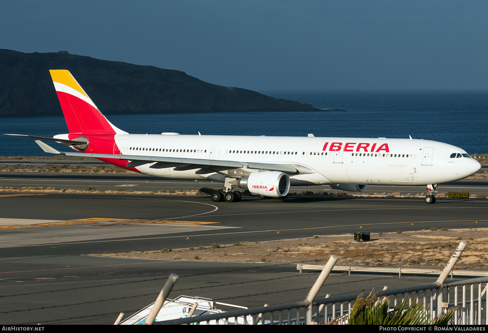Aircraft Photo of EC-LZX | Airbus A330-302 | Iberia | AirHistory.net #743914