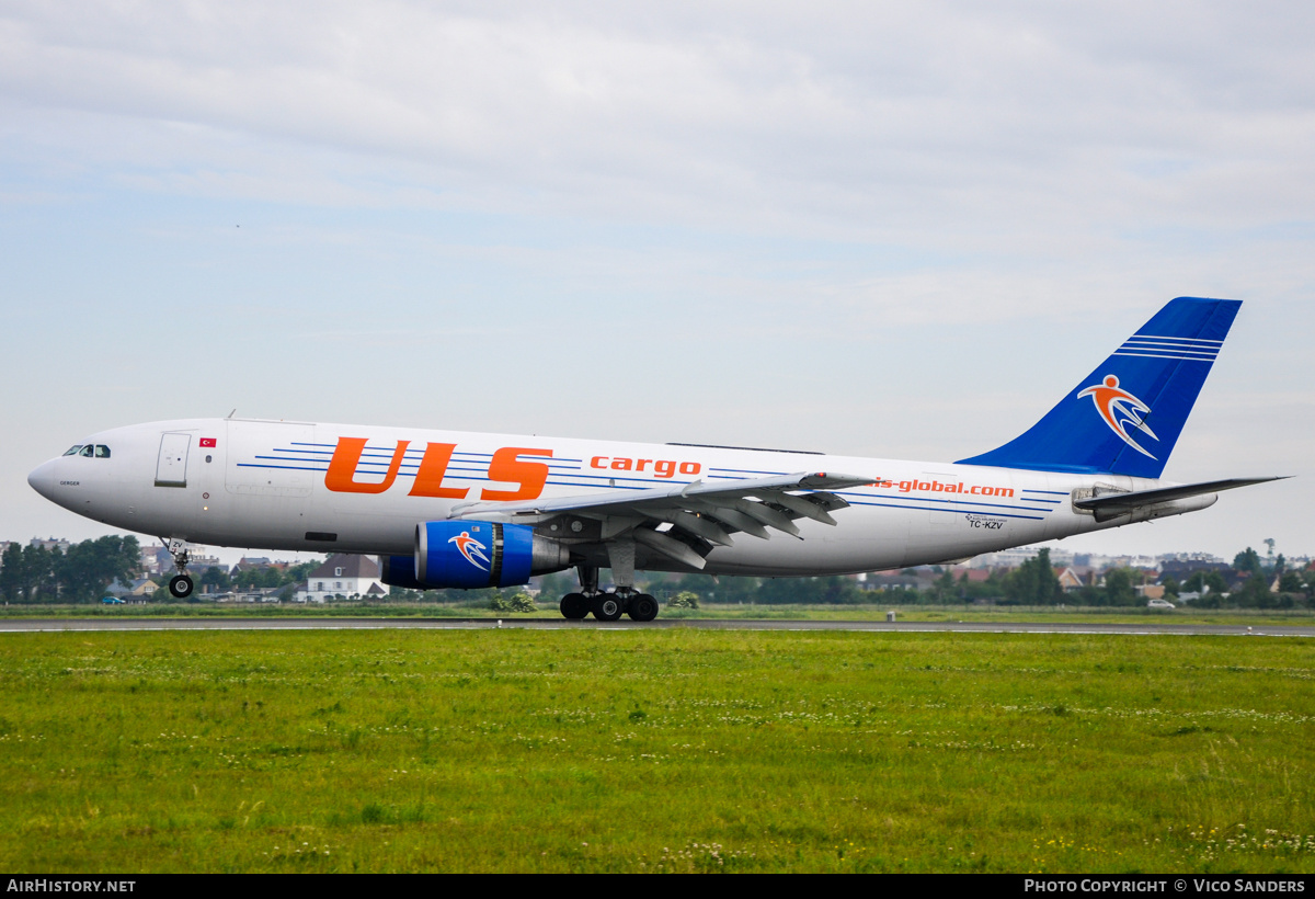 Aircraft Photo of TC-KZV | Airbus A300B4-203(F) | ULS Cargo | AirHistory.net #743997