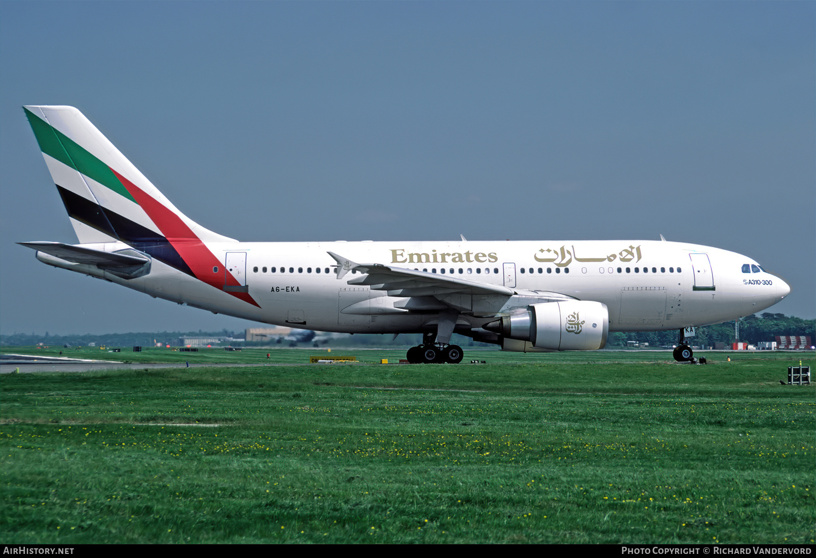 Aircraft Photo of A6-EKA | Airbus A310-304 | Emirates | AirHistory.net #744051