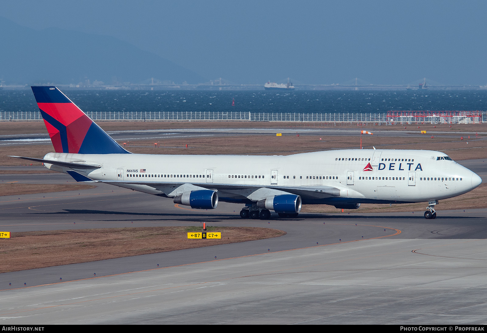 Aircraft Photo of N661US | Boeing 747-451 | Delta Air Lines | AirHistory.net #744197