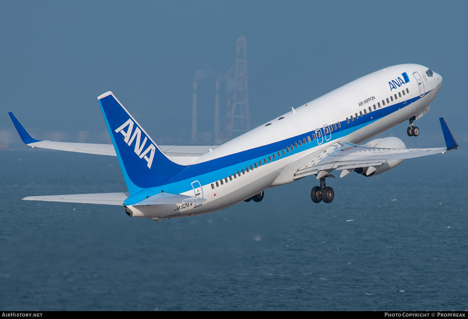 Aircraft Photo of JA52AN | Boeing 737-881 | All Nippon Airways - ANA | AirHistory.net #744240