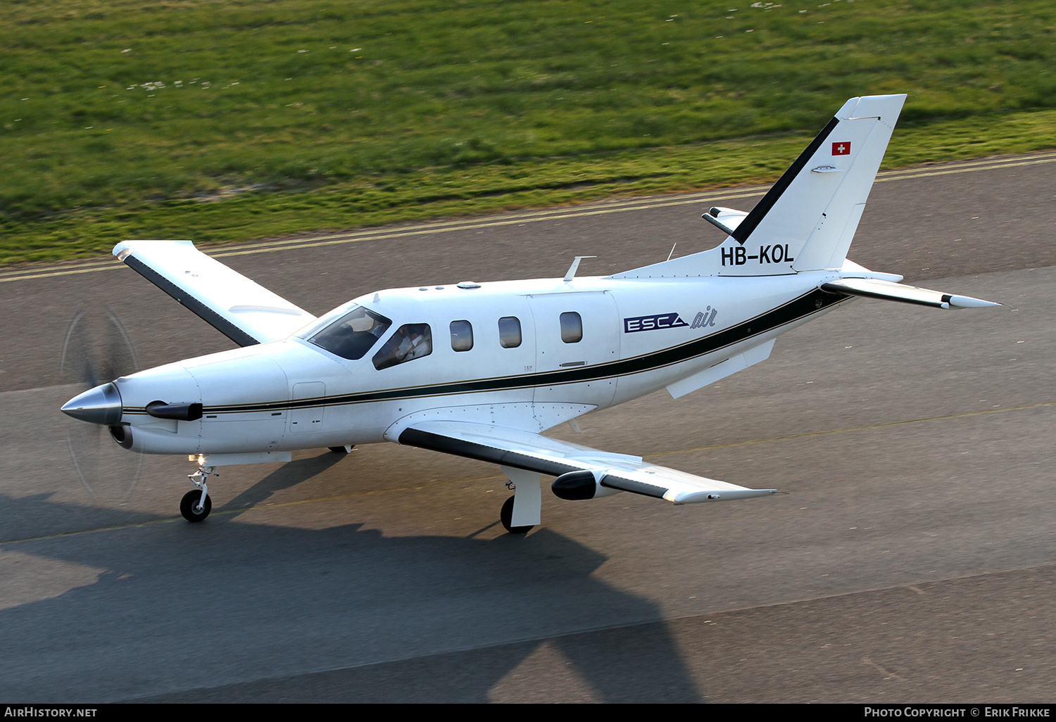 Aircraft Photo of HB-KOL | Socata TBM-700B | ESCAair | AirHistory.net #744332
