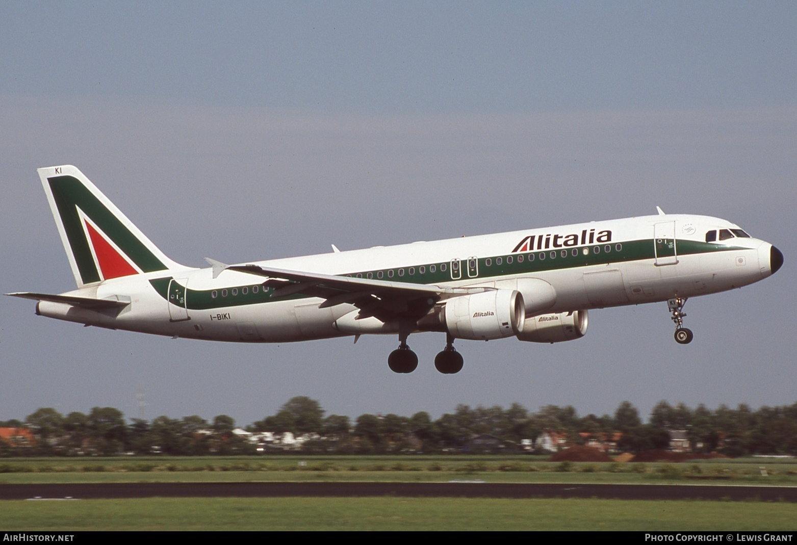 Aircraft Photo of I-BIKI | Airbus A320-214 | Alitalia | AirHistory.net #744391
