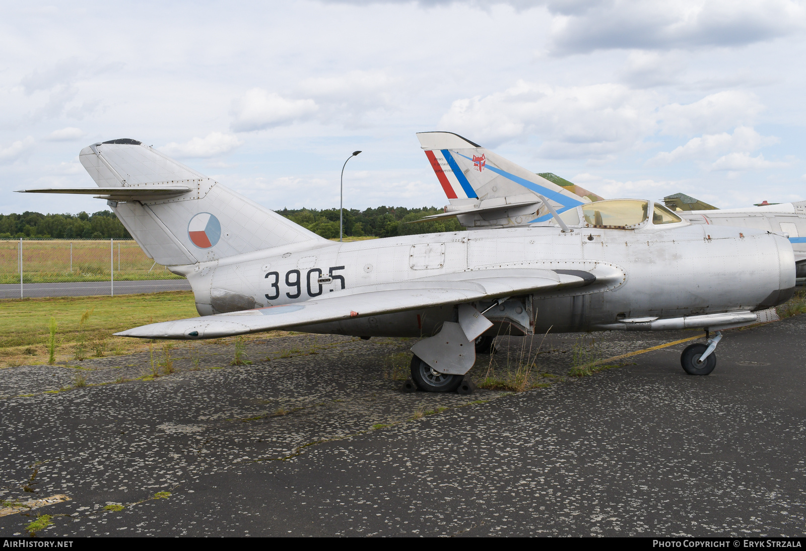 Aircraft Photo of 3905 | Aero S-102 (MiG-15) | Czechoslovakia - Air Force | AirHistory.net #744417
