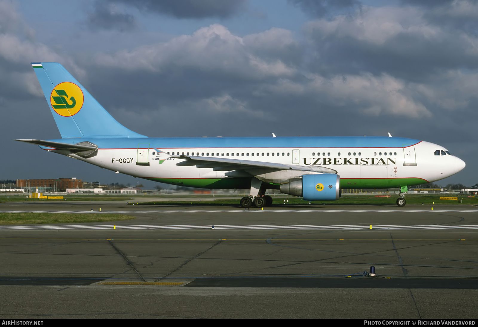 Aircraft Photo of F-OGQY | Airbus A310-324 | Uzbekistan Airways | AirHistory.net #744491