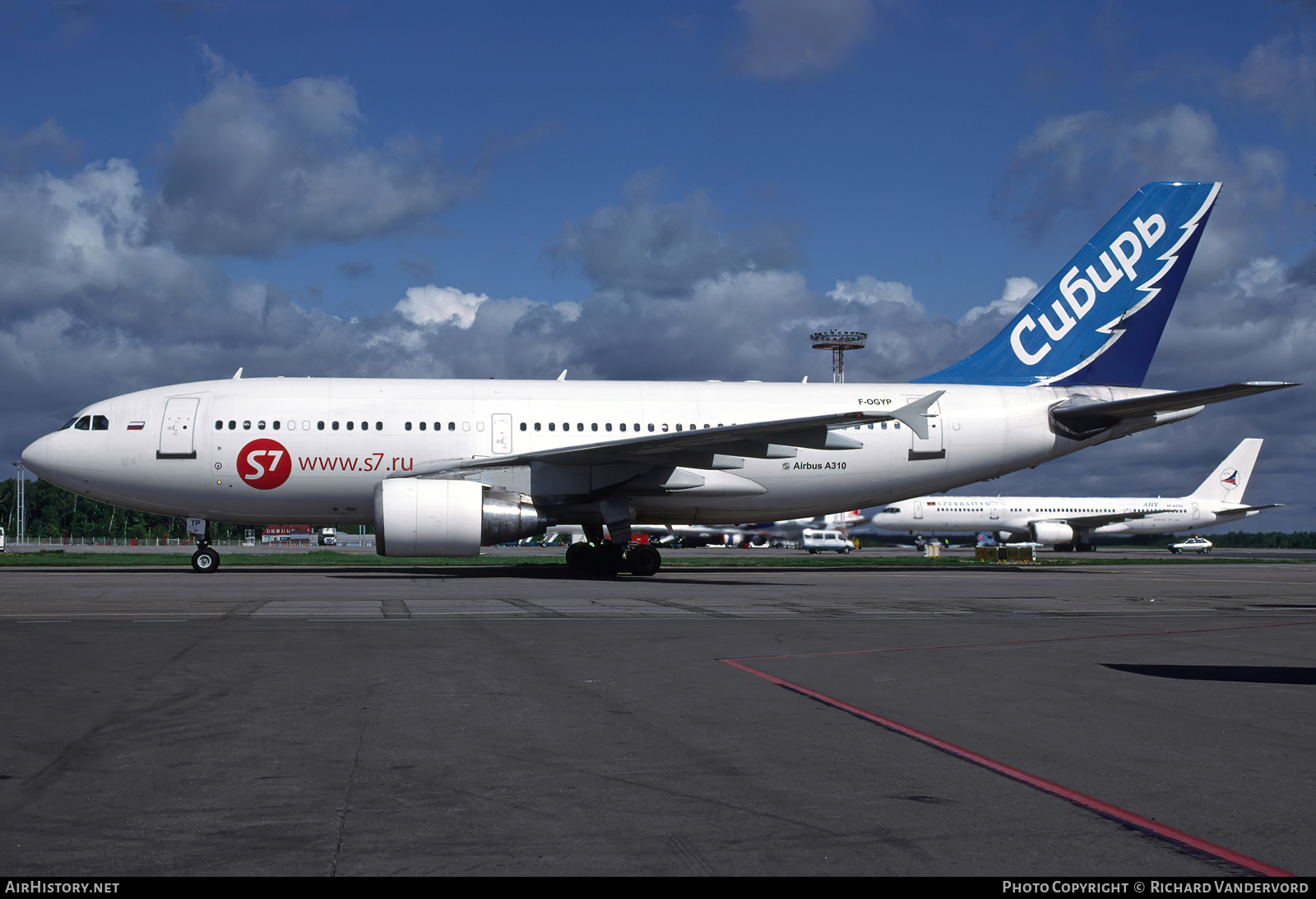 Aircraft Photo of F-OGYP | Airbus A310-324/ET | Sibir - Siberia Airlines | AirHistory.net #744540