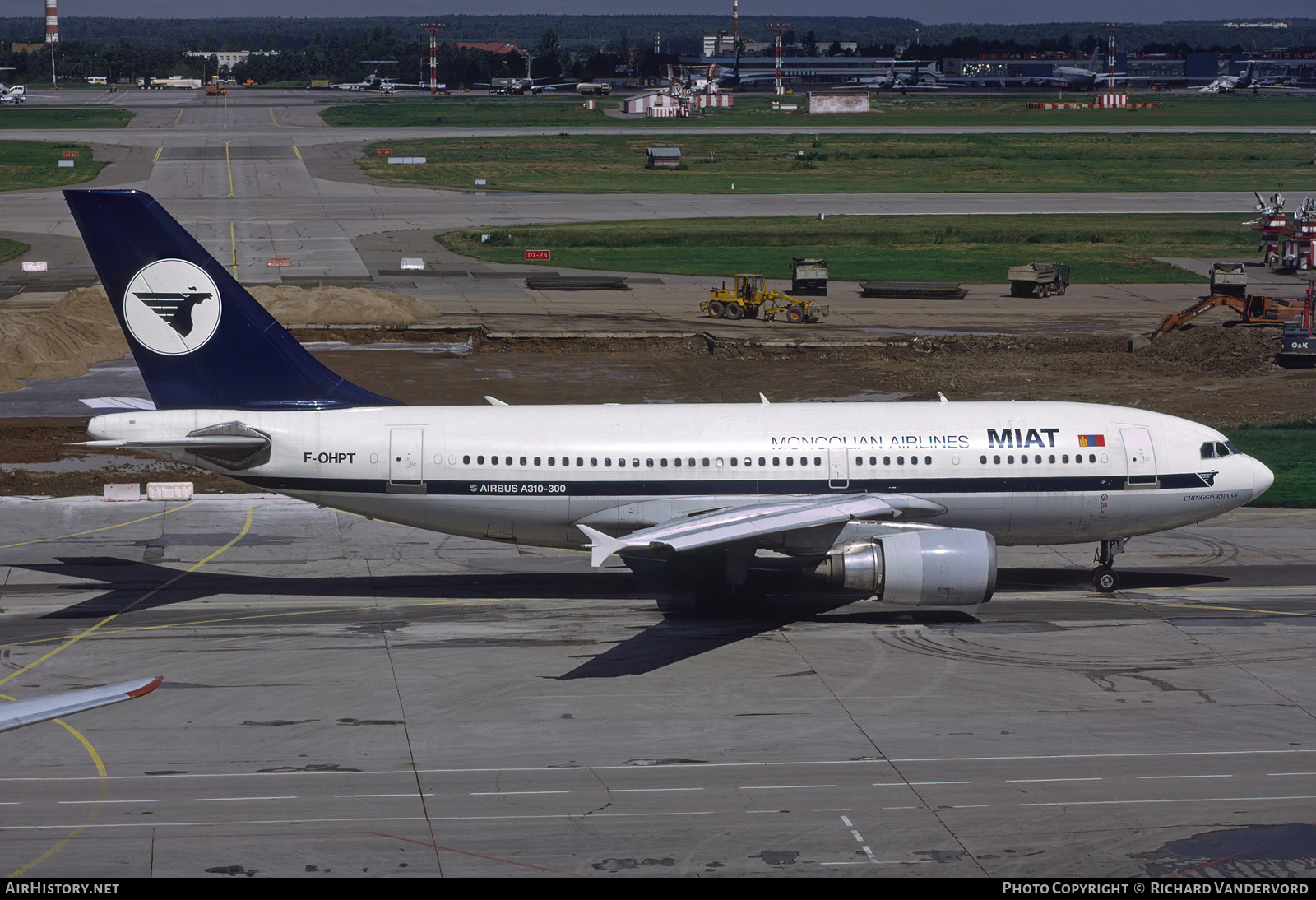 Aircraft Photo of F-OHPT | Airbus A310-304 | MIAT Mongolian Airlines | AirHistory.net #744563