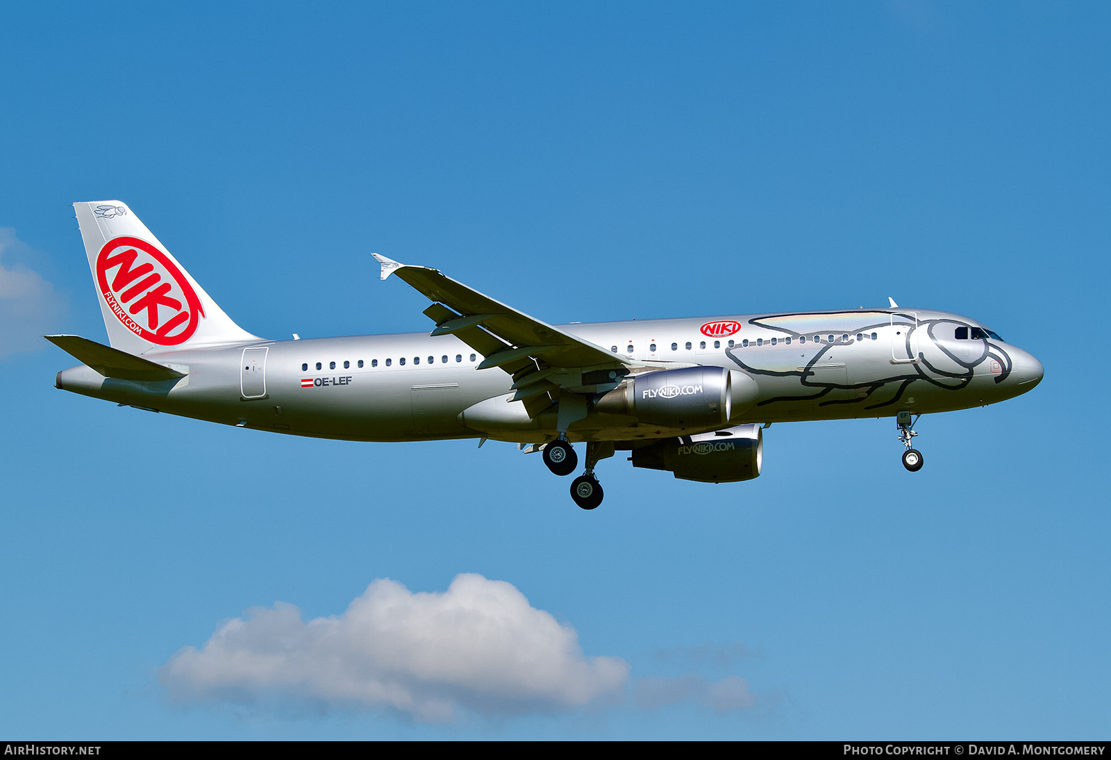 Aircraft Photo of OE-LEF | Airbus A320-214 | Niki | AirHistory.net #744571