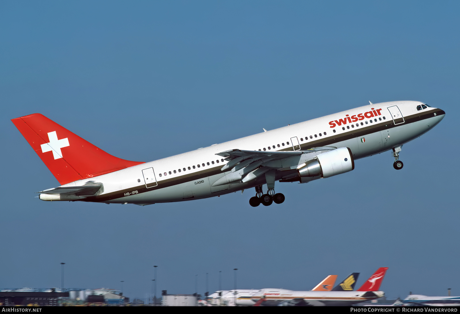 Aircraft Photo of HB-IPB | Airbus A310-221 | Swissair | AirHistory.net #744582