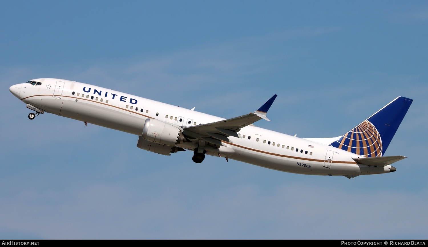 Aircraft Photo of N37508 | Boeing 737-9 Max 9 | United Airlines | AirHistory.net #744648
