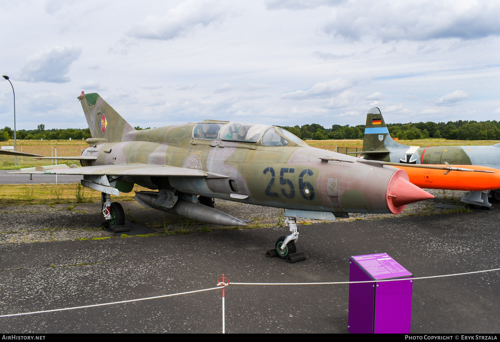 Aircraft Photo of 256 | Mikoyan-Gurevich MiG-21UM | East Germany - Air Force | AirHistory.net #744836