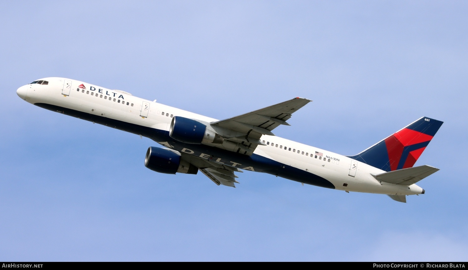 Aircraft Photo of N661DN | Boeing 757-232 | Delta Air Lines | AirHistory.net #744842