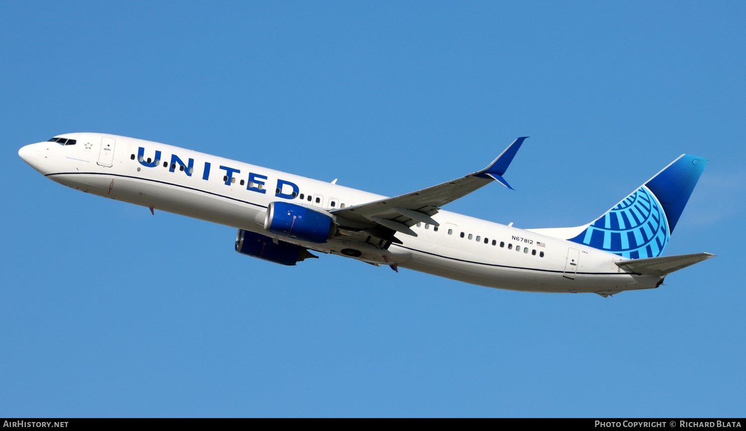 Aircraft Photo of N67812 | Boeing 737-924/ER | United Airlines | AirHistory.net #744852