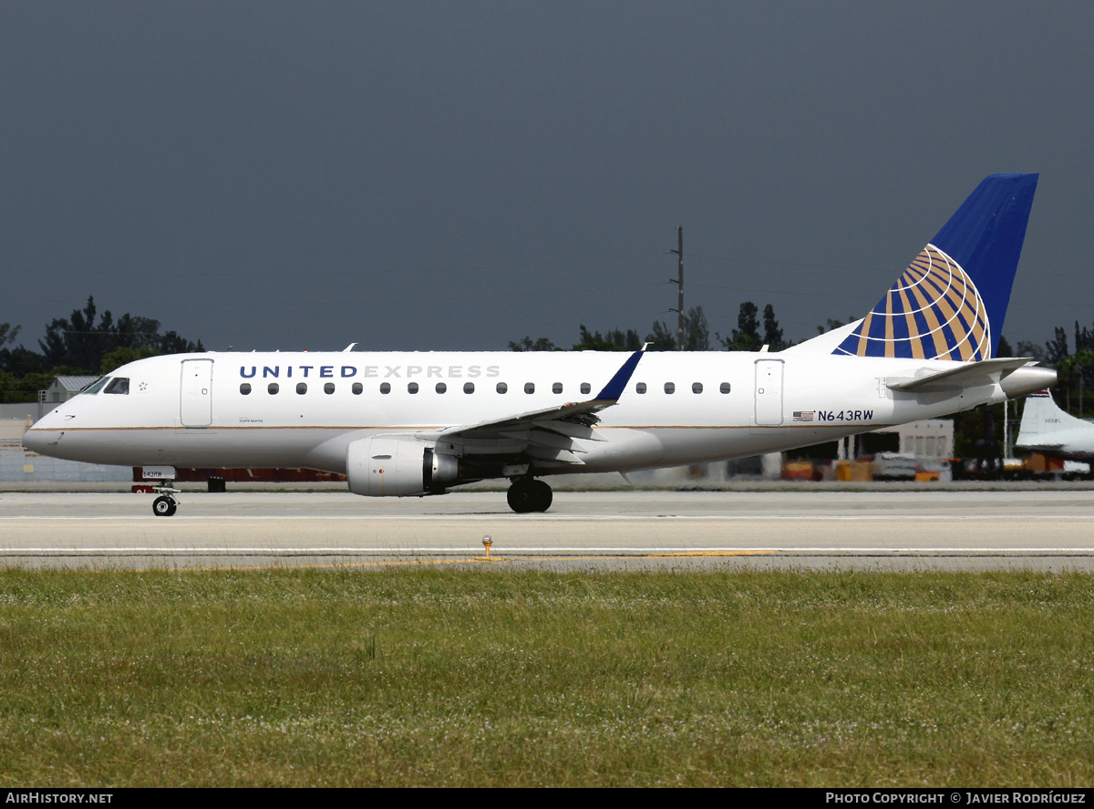 Aircraft Photo of N643RW | Embraer 170SE (ERJ-170-100SE) | United Express | AirHistory.net #744948