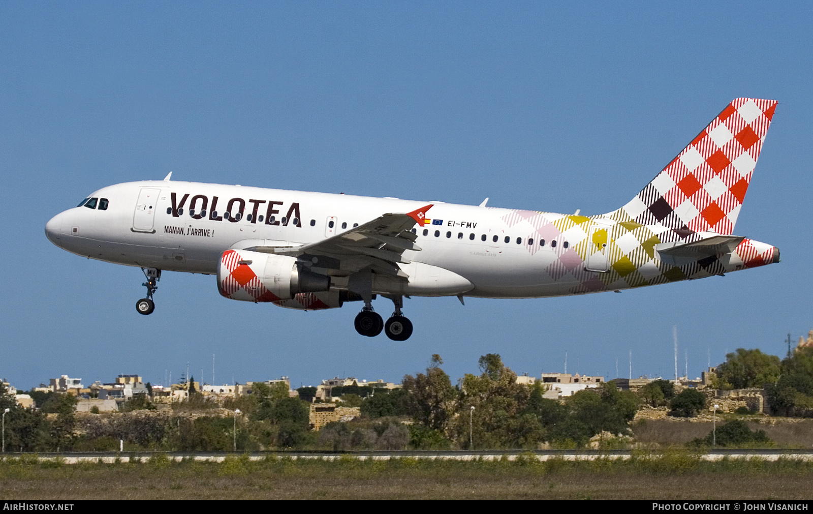 Aircraft Photo of EI-FMV | Airbus A319-111 | Volotea | AirHistory.net #745093