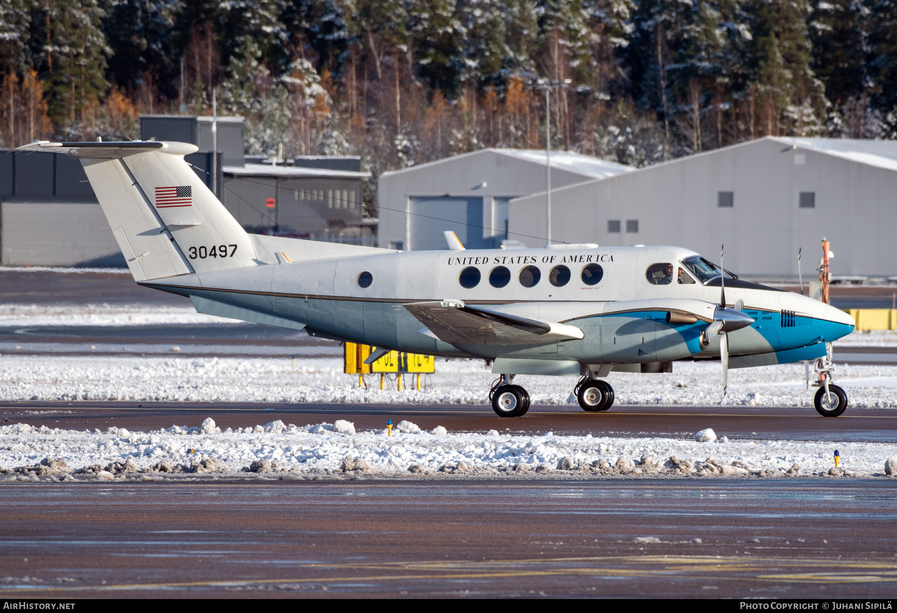 Aircraft Photo of 83-0497 / 30497 | Beech C-12D Huron | USA - Air Force | AirHistory.net #745106