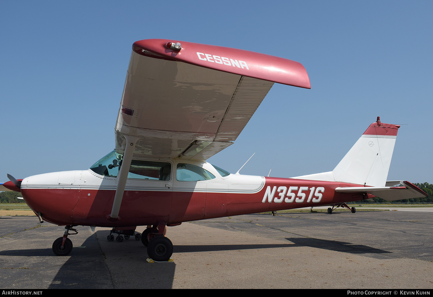 Aircraft Photo of N3551S | Cessna 172E | AirHistory.net #745187