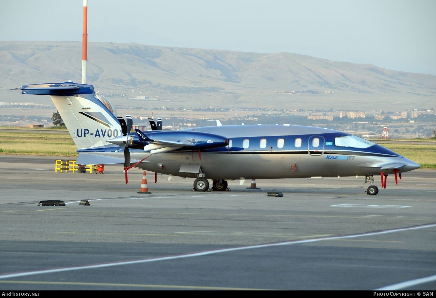 Aircraft Photo of UP-AV0001 | Piaggio P-180 Avanti | Kaz Air Jet | AirHistory.net #745285