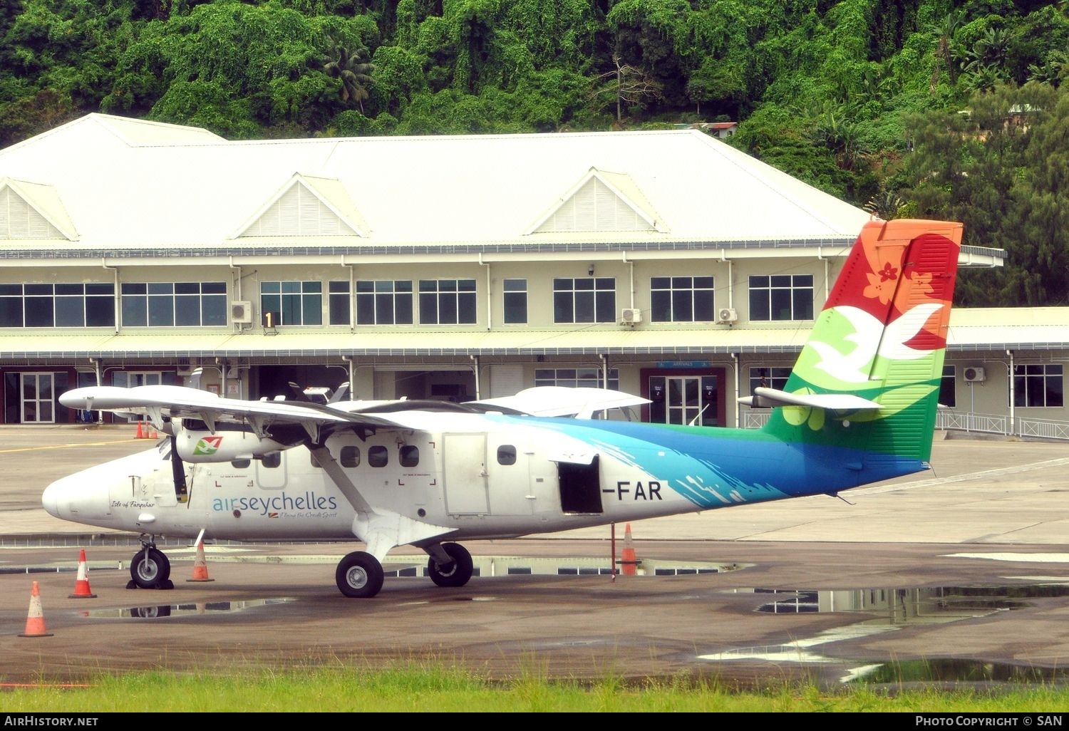 Aircraft Photo of S7-FAR | Viking DHC-6-400 Twin Otter | Air Seychelles | AirHistory.net #745347