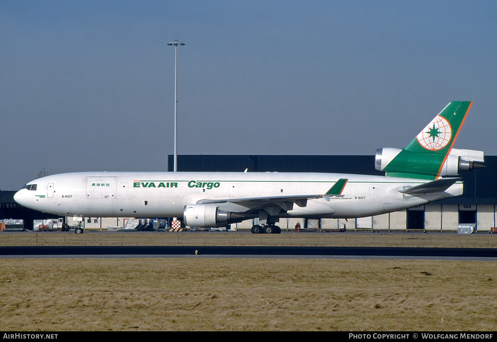 Aircraft Photo of B-16107 | McDonnell Douglas MD-11/F | EVA Air Cargo | AirHistory.net #745382