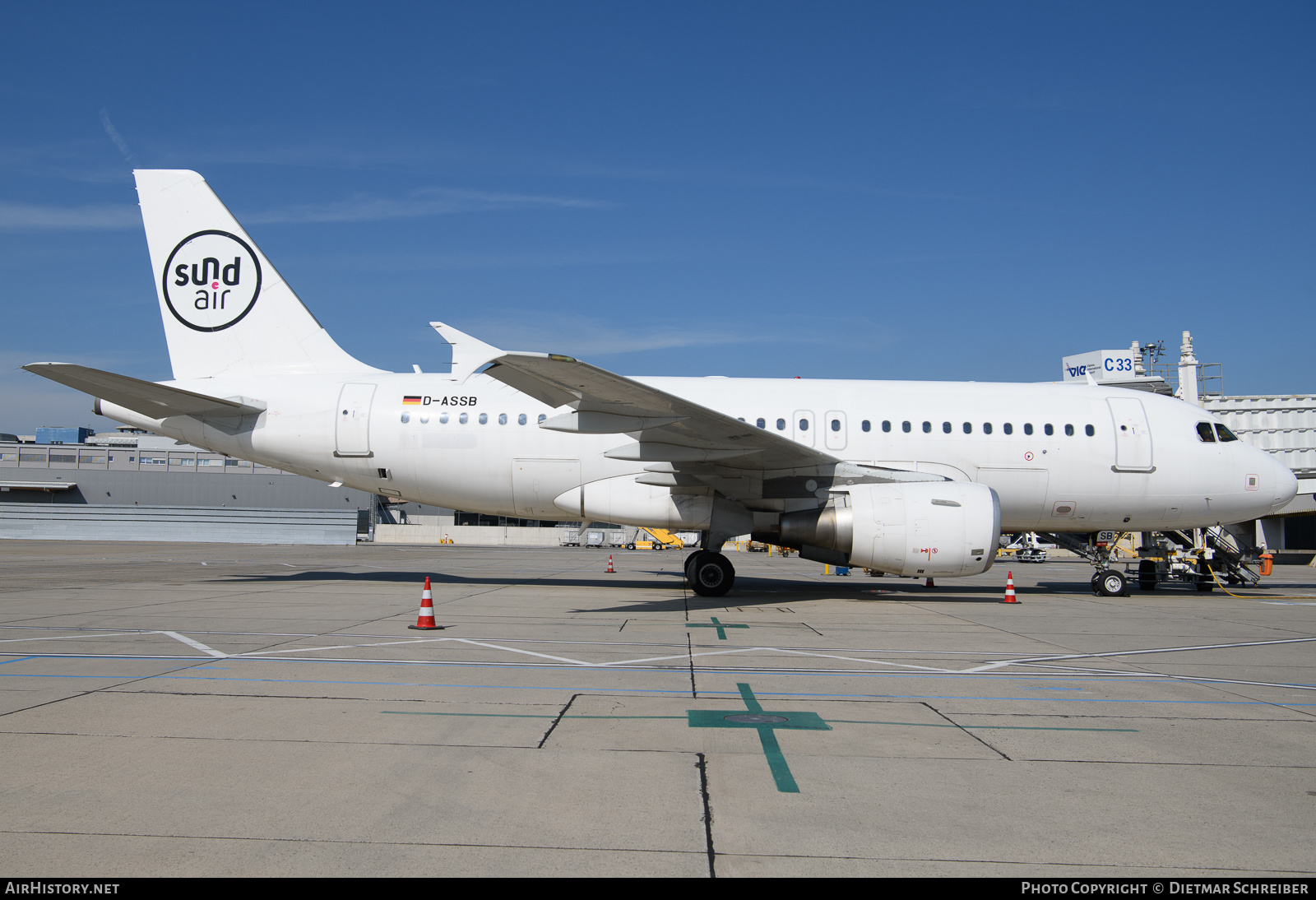 Aircraft Photo of D-ASSB | Airbus A319-112 | Sundair | AirHistory.net #745394