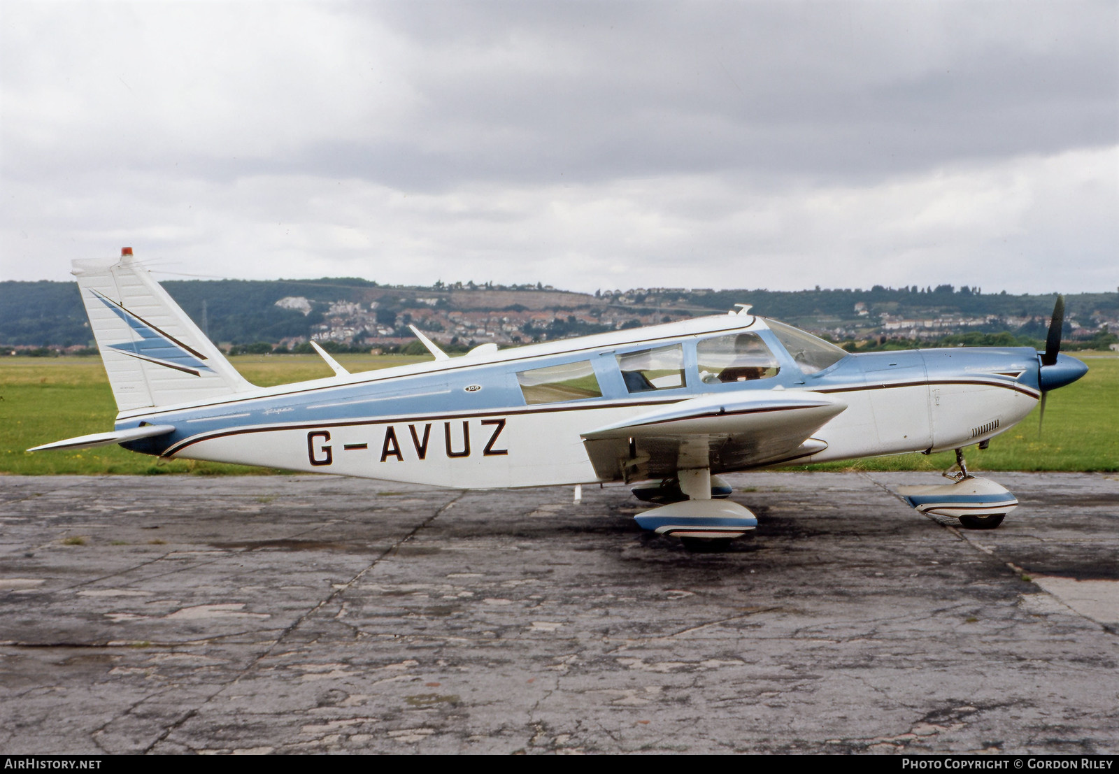 Aircraft Photo of G-AVUZ | Piper PA-32-300 Cherokee Six | AirHistory.net #745395