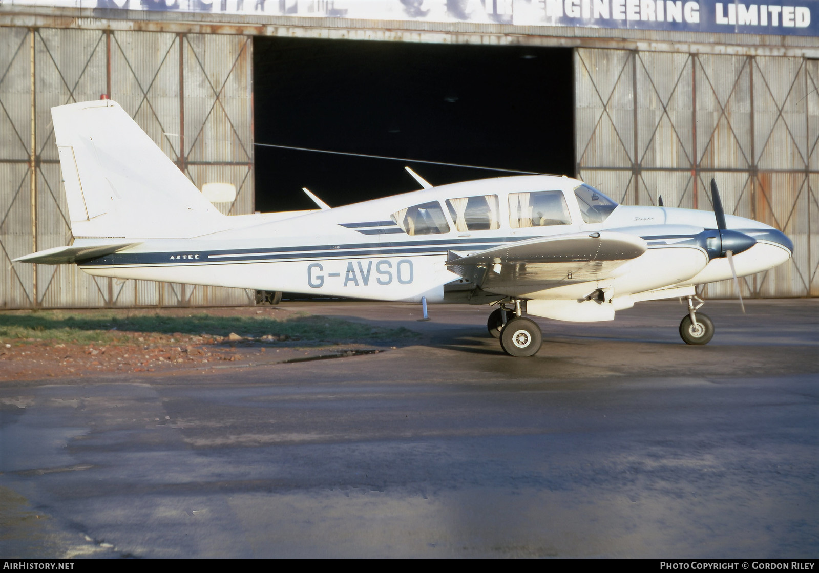 Aircraft Photo of G-AVSO | Piper PA-23-250 Aztec C | AirHistory.net #745420