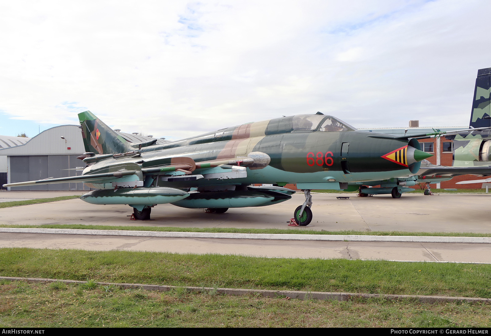 Aircraft Photo of 686 | Sukhoi Su-22M4 | East Germany - Air Force | AirHistory.net #745426