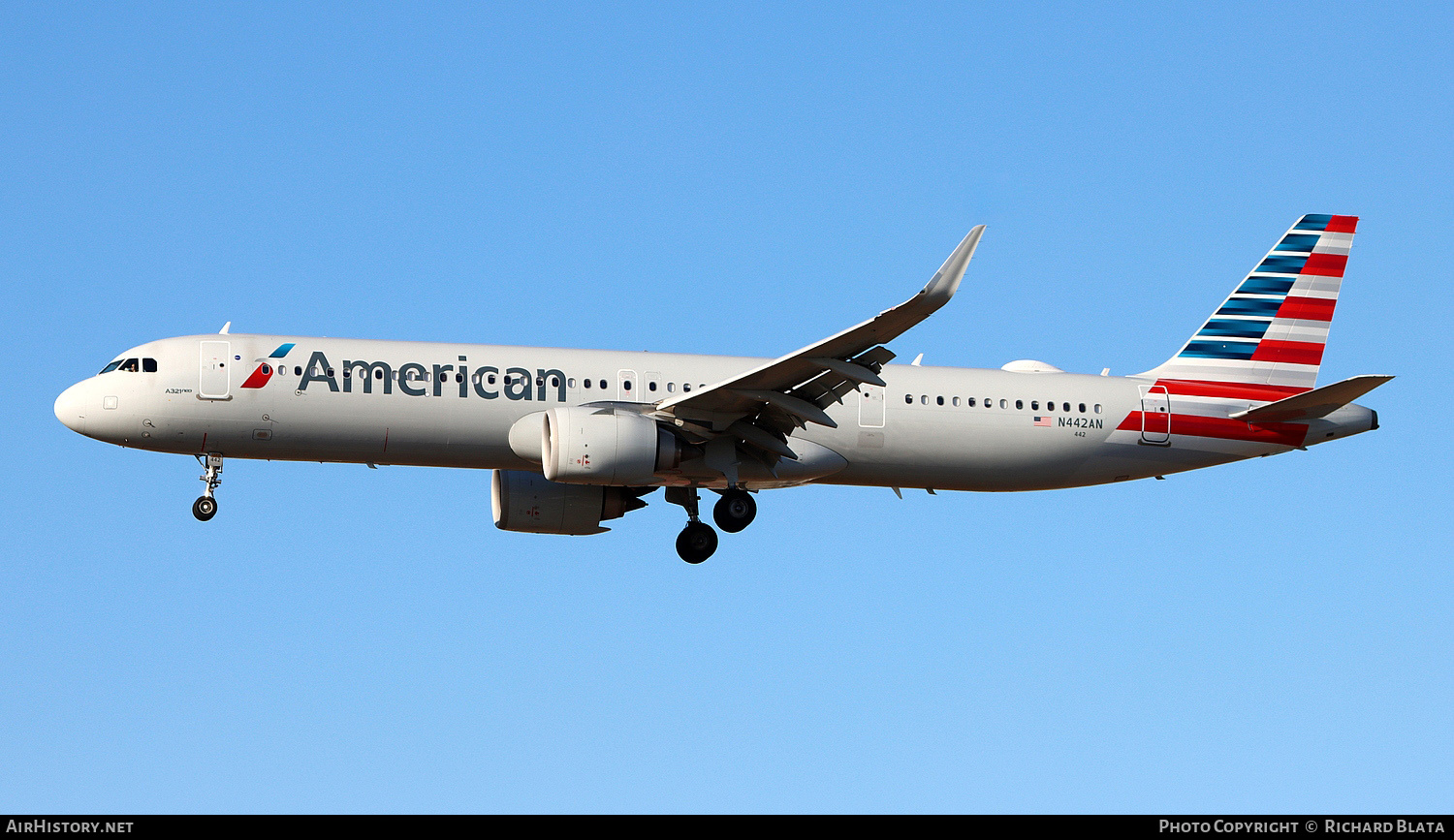 Aircraft Photo of N442AN | Airbus A321-253NX | American Airlines | AirHistory.net #745533