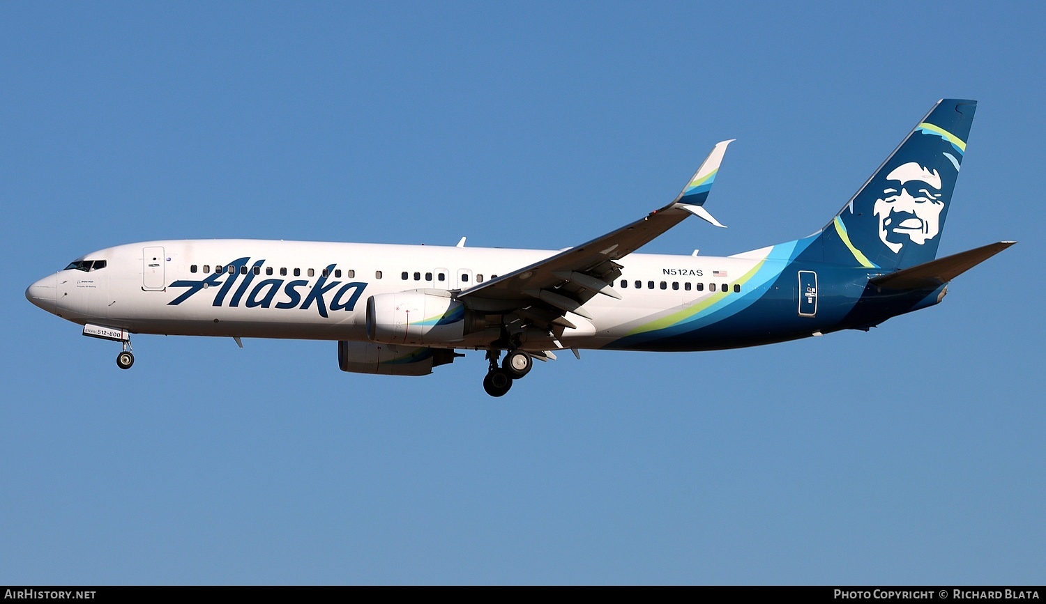 Aircraft Photo of N512AS | Boeing 737-890 | Alaska Airlines | AirHistory.net #745676