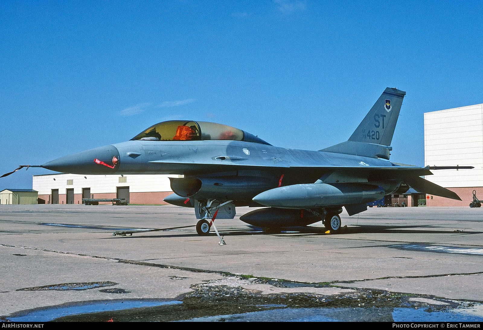 Aircraft Photo of 79-0420 / AF79-420 | General Dynamics F-16B Fighting Falcon | USA - Air Force | AirHistory.net #745709