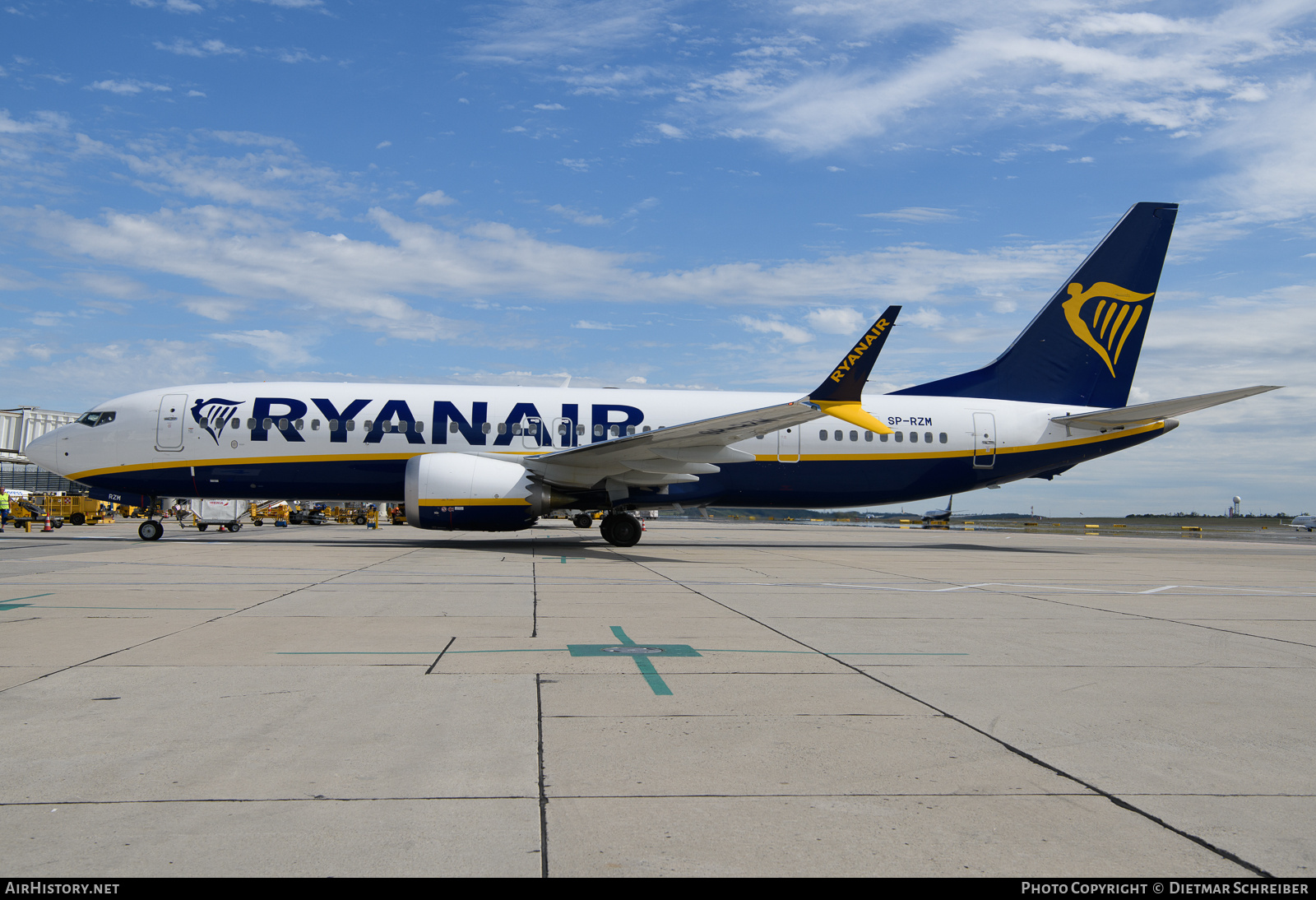 Aircraft Photo of SP-RZM | Boeing 737-8200 Max 200 | Ryanair | AirHistory.net #745844
