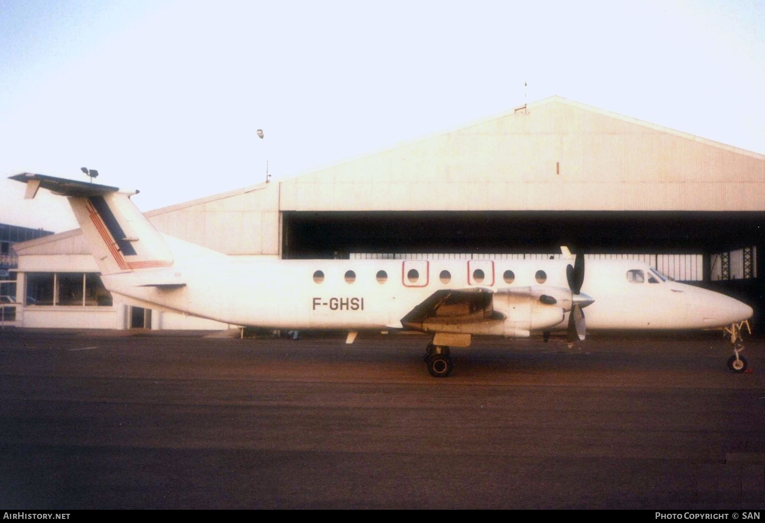 Aircraft Photo of F-GHSI | Beech 1900C-1 | AirHistory.net #745860